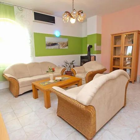 Ivan 65 Apartment Štinjan