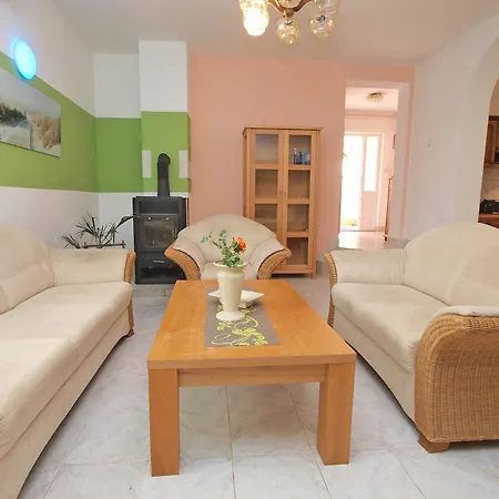 Apartment Ivan 65 Štinjan